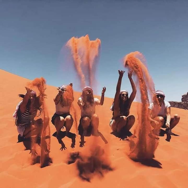 Wadi Rum Oryx Land Bagian luar foto